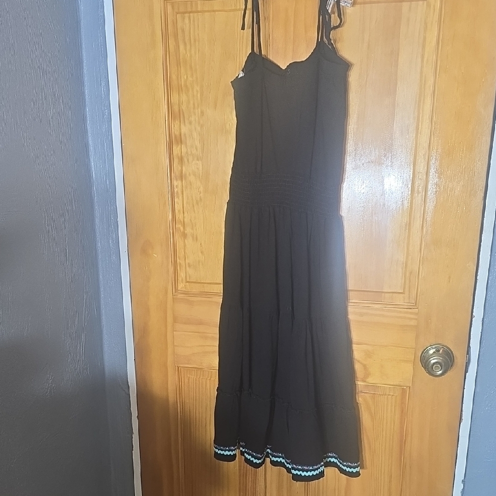 Guess Black Midi Dress with Accents Medium Box C